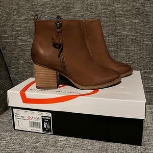 Blondo waterproof boot women’s size 6.5 cognac nubuck